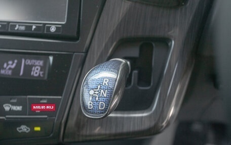 Toyota Prius Alpha I (ZVW40/41), 2013 год, 1 298 000 рублей, 13 фотография