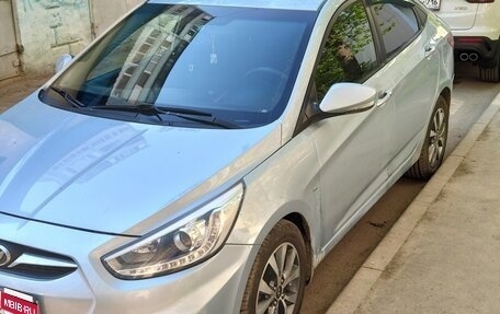 Hyundai Solaris II рестайлинг, 2014 год, 700 000 рублей, 1 фотография