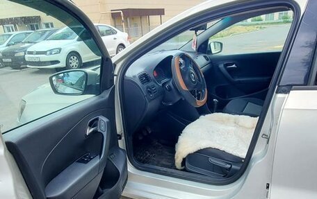 Volkswagen Polo VI (EU Market), 2010 год, 620 000 рублей, 3 фотография