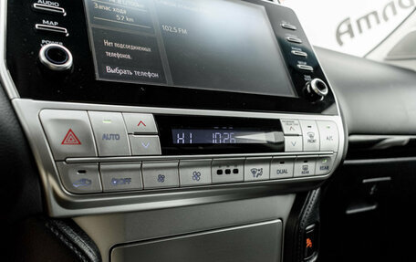 Toyota Land Cruiser Prado 150 рестайлинг 2, 2021 год, 5 600 000 рублей, 19 фотография