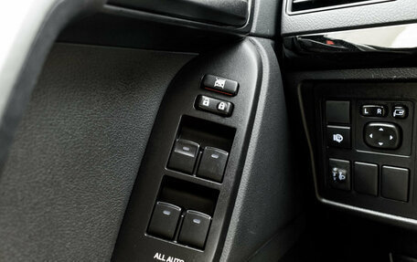 Toyota Land Cruiser Prado 150 рестайлинг 2, 2021 год, 5 600 000 рублей, 22 фотография