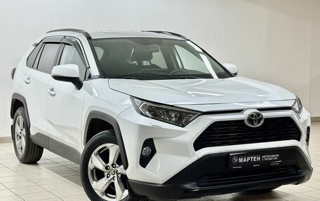 Toyota RAV4, 2020 год, 3 145 000 рублей, 3 фотография