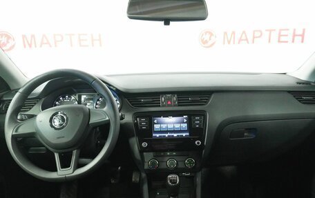 Skoda Octavia, 2018 год, 1 786 000 рублей, 15 фотография