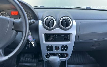 Renault Sandero I, 2012 год, 749 000 рублей, 10 фотография