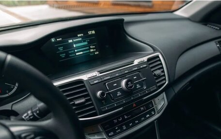 Honda Accord IX рестайлинг, 2014 год, 1 400 000 рублей, 10 фотография