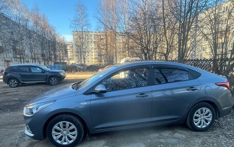 Hyundai Solaris II рестайлинг, 2017 год, 1 200 000 рублей, 2 фотография