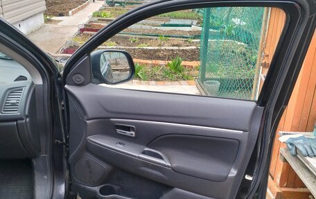 Mitsubishi ASX I рестайлинг, 2012 год, 700 000 рублей, 10 фотография