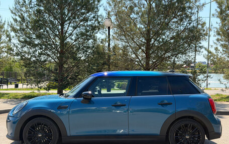 MINI Hatch, 2021 год, 2 990 000 рублей, 4 фотография