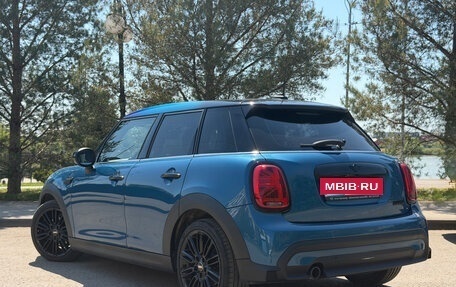 MINI Hatch, 2021 год, 2 990 000 рублей, 5 фотография