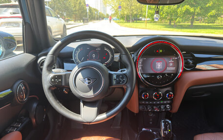 MINI Hatch, 2021 год, 2 990 000 рублей, 15 фотография
