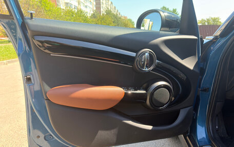 MINI Hatch, 2021 год, 2 990 000 рублей, 18 фотография