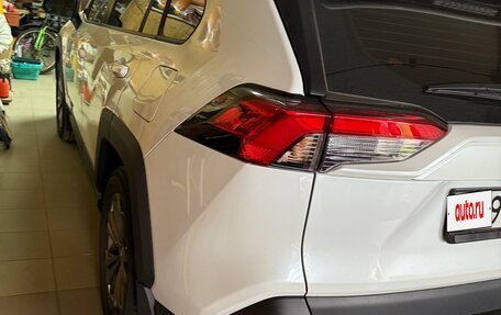 Toyota RAV4, 2024 год, 3 800 000 рублей, 3 фотография