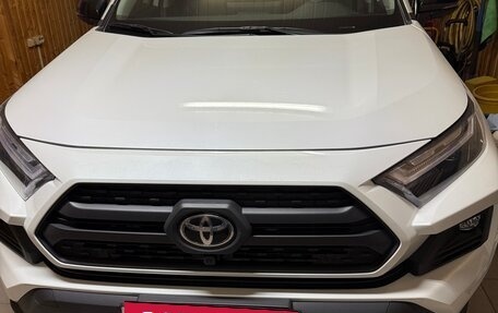 Toyota RAV4, 2024 год, 3 800 000 рублей, 7 фотография