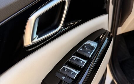 KIA Carnival, 2021 год, 3 900 000 рублей, 15 фотография