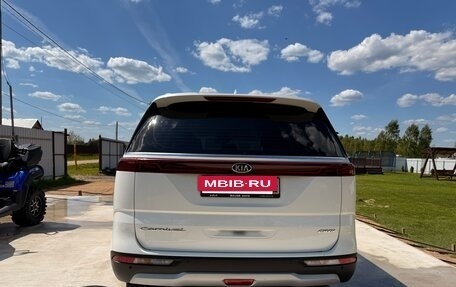 KIA Carnival, 2021 год, 3 900 000 рублей, 7 фотография