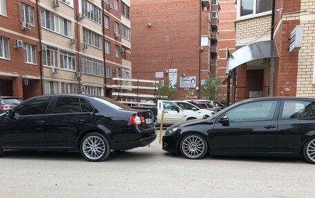 Volkswagen Jetta VI, 2009 год, 950 000 рублей, 2 фотография