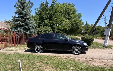 Volkswagen Jetta VI, 2009 год, 950 000 рублей, 16 фотография