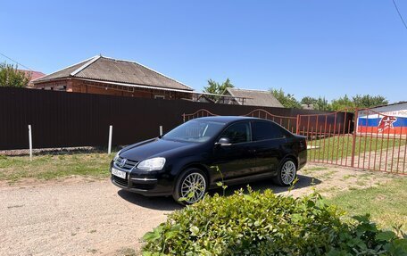 Volkswagen Jetta VI, 2009 год, 950 000 рублей, 18 фотография