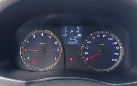 Hyundai Solaris II рестайлинг, 2015 год, 1 150 000 рублей, 4 фотография