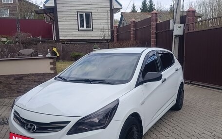Hyundai Solaris II рестайлинг, 2015 год, 1 150 000 рублей, 9 фотография