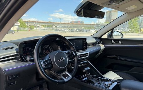 KIA K5, 2021 год, 2 750 000 рублей, 15 фотография