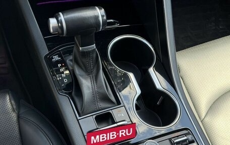 KIA K5, 2021 год, 2 750 000 рублей, 24 фотография