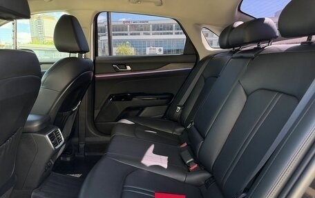 KIA K5, 2021 год, 2 750 000 рублей, 27 фотография