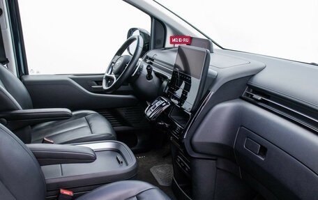 Hyundai Staria, 2021 год, 5 480 000 рублей, 8 фотография