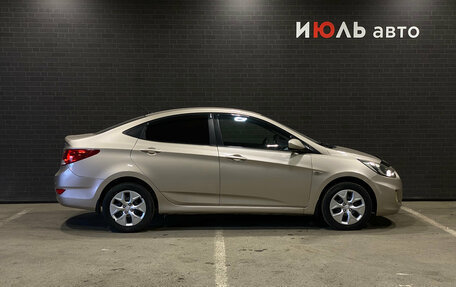 Hyundai Solaris II рестайлинг, 2013 год, 730 000 рублей, 4 фотография