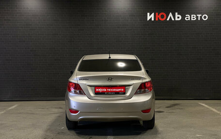 Hyundai Solaris II рестайлинг, 2013 год, 730 000 рублей, 6 фотография