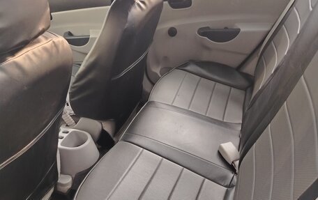 Hyundai Verna II, 2007 год, 300 000 рублей, 4 фотография