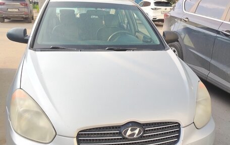 Hyundai Verna II, 2007 год, 300 000 рублей, 1 фотография