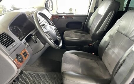 Volkswagen Multivan T5, 2008 год, 2 715 000 рублей, 25 фотография