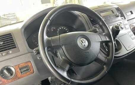 Volkswagen Multivan T5, 2008 год, 2 715 000 рублей, 22 фотография
