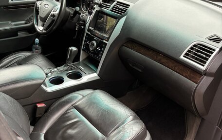 Ford Explorer VI, 2011 год, 2 000 000 рублей, 10 фотография