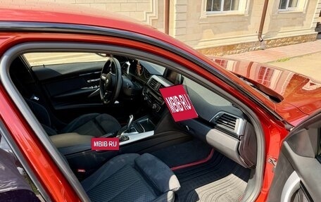 BMW 3 серия, 2017 год, 2 690 000 рублей, 14 фотография
