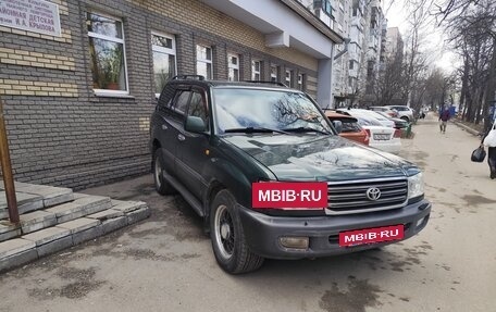 Toyota Land Cruiser 100 рестайлинг 2, 1999 год, 1 250 000 рублей, 4 фотография