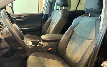 Toyota RAV4, 2024 год, 3 790 000 рублей, 11 фотография