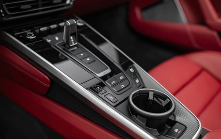 Porsche 911, 2023 год, 27 700 000 рублей, 13 фотография