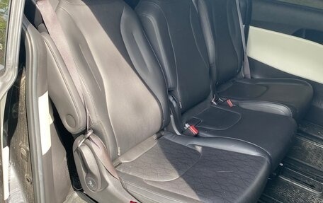 KIA Carnival, 2021 год, 4 200 000 рублей, 18 фотография