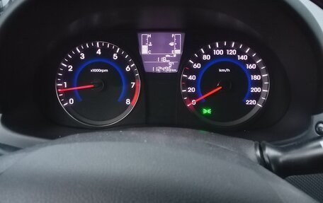 Hyundai Solaris II рестайлинг, 2014 год, 820 000 рублей, 4 фотография