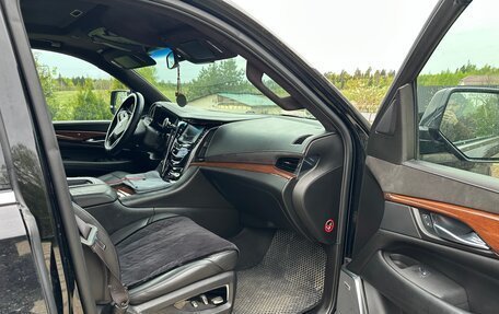 Cadillac Escalade IV, 2015 год, 2 950 000 рублей, 9 фотография