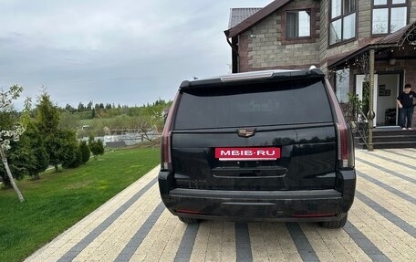 Cadillac Escalade IV, 2015 год, 2 950 000 рублей, 4 фотография