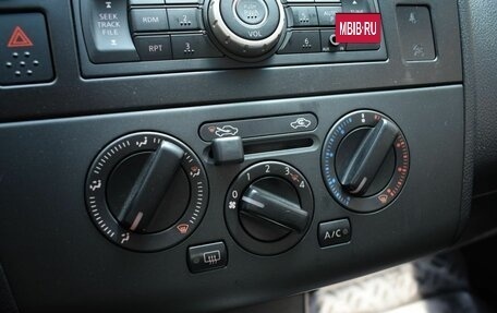 Nissan Tiida, 2013 год, 880 000 рублей, 13 фотография