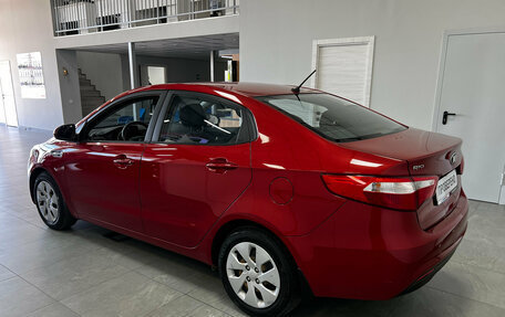 KIA Rio III рестайлинг, 2013 год, 750 001 рублей, 3 фотография