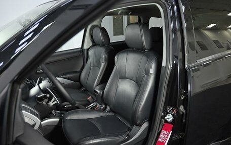 Mitsubishi Outlander III рестайлинг 3, 2010 год, 1 049 000 рублей, 14 фотография