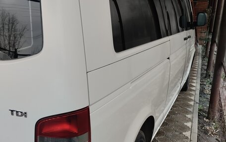 Volkswagen Transporter T5 рестайлинг, 2007 год, 1 100 000 рублей, 10 фотография