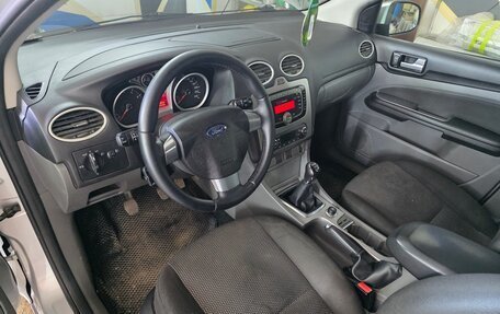 Ford Focus II рестайлинг, 2010 год, 550 000 рублей, 3 фотография
