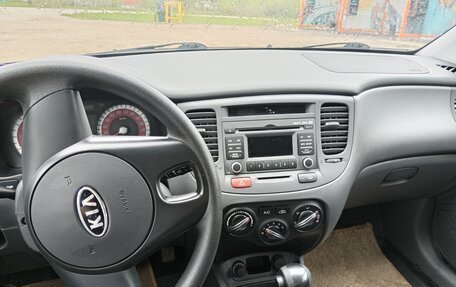 KIA Rio II, 2011 год, 750 000 рублей, 7 фотография