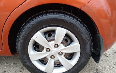 KIA Rio II, 2011 год, 750 000 рублей, 4 фотография